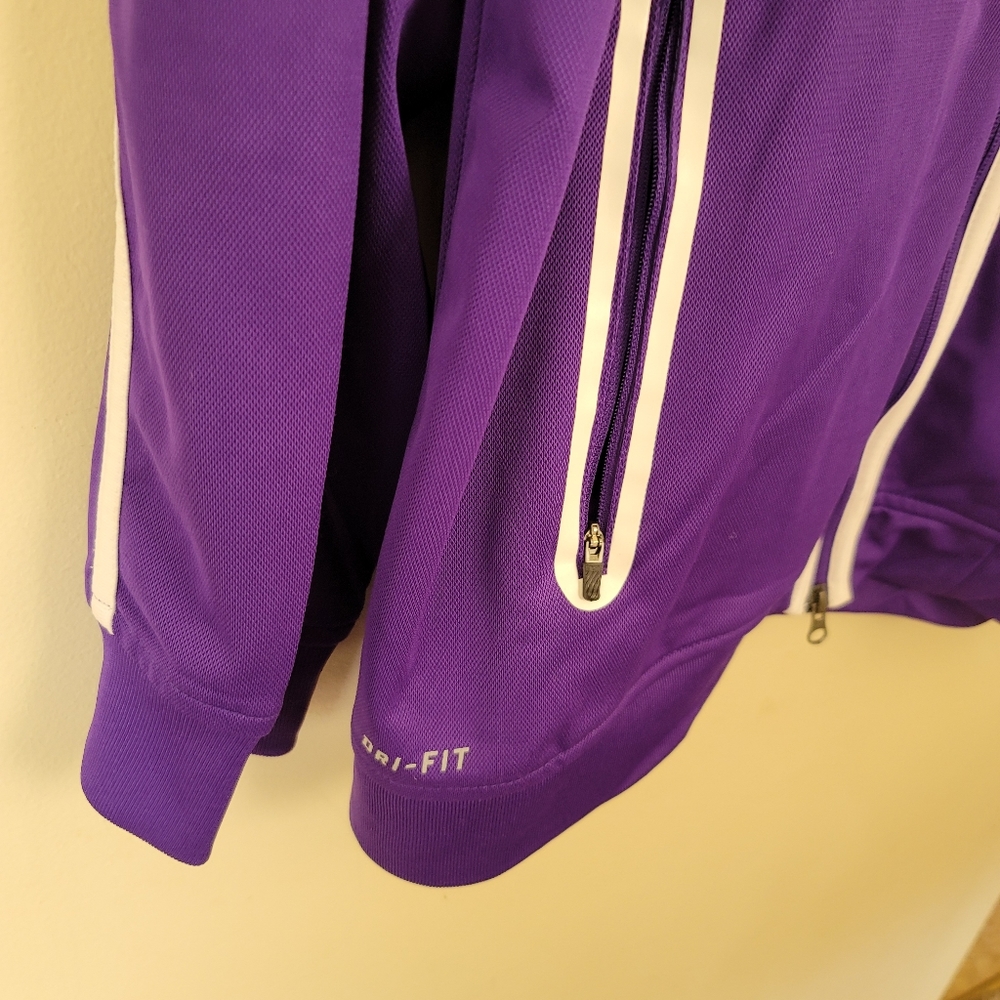Nike Dri fit Retro purple white zippered jacket XL - Picture 6 of 6